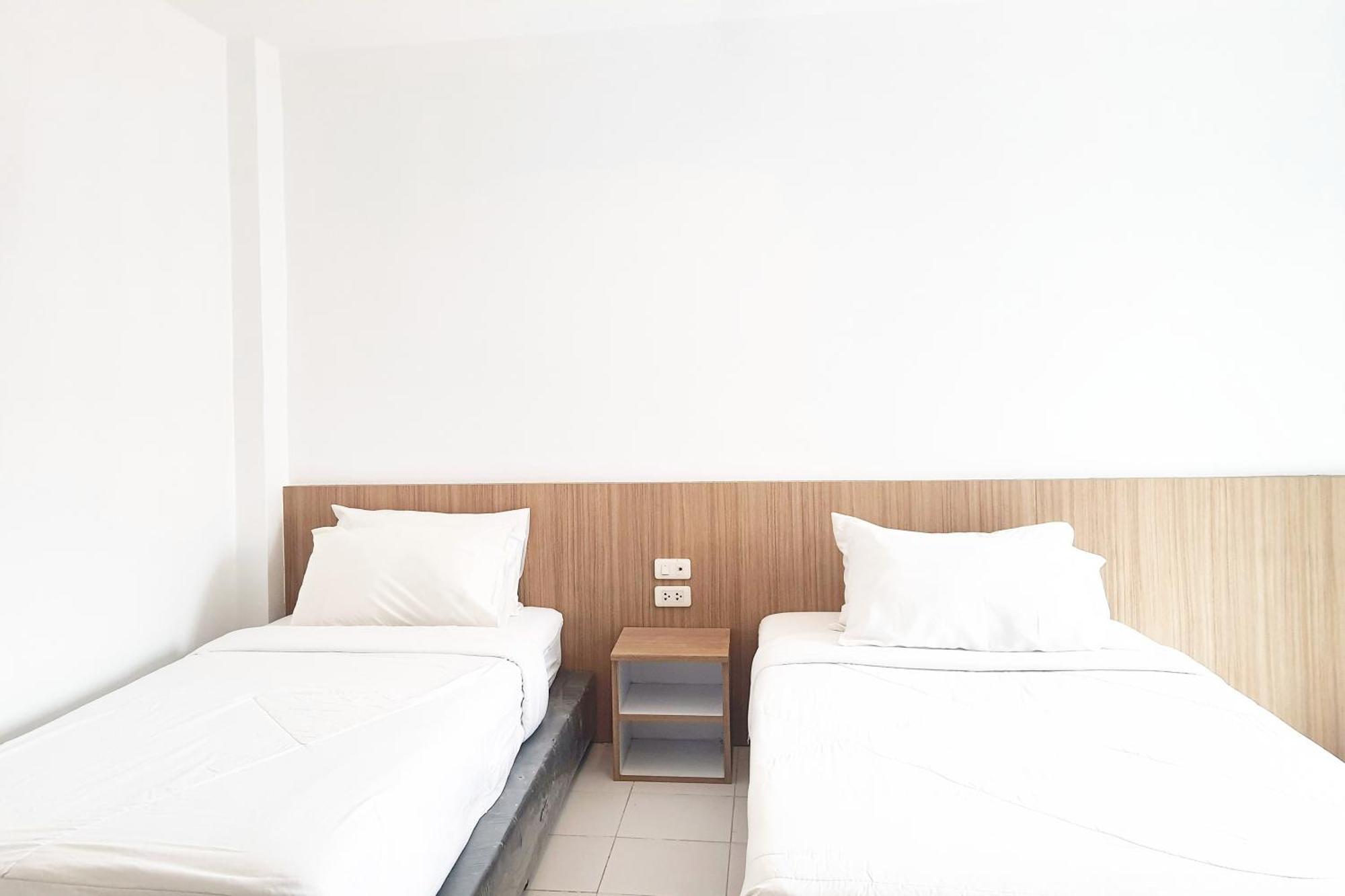 Bay Hotell 2*